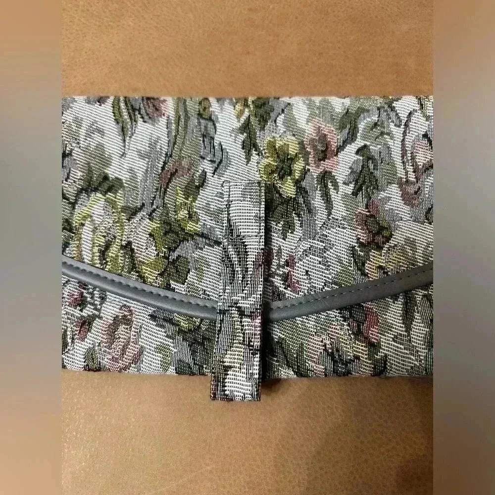 Vintage Travel Makeup Or Jewelry Storage Case Floral Pattern